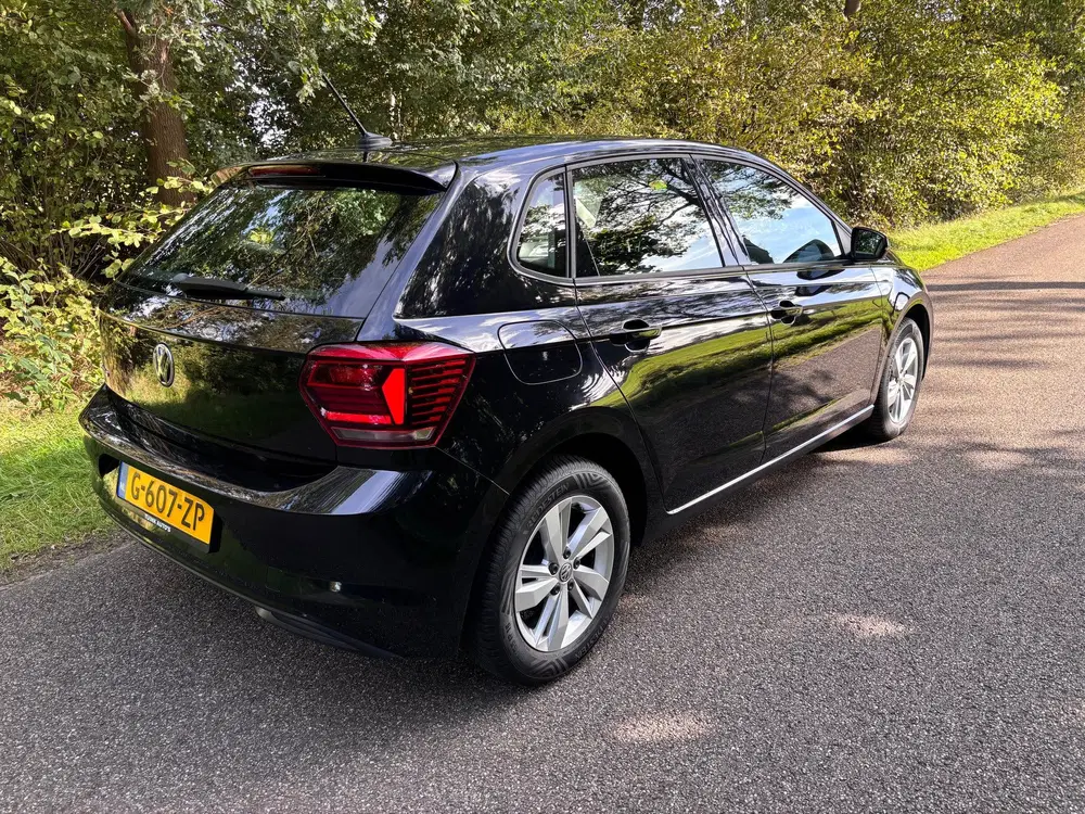 Volkswagen Polo 1.0i Comfortline 5-drs Navi uit 2020, foto 5