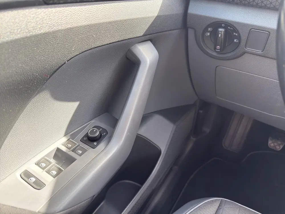 Volkswagen T-Cross 1.0 TSI Style uit 2019, foto 13