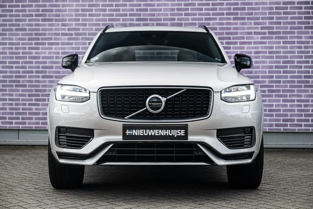 Volvo XC90 2.0 T8 Twin Engine AWD R-Design uit 2020, foto 11