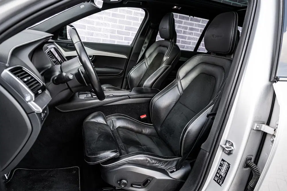Volvo XC90 2.0 T8 Twin Engine AWD R-Design uit 2020, foto 8