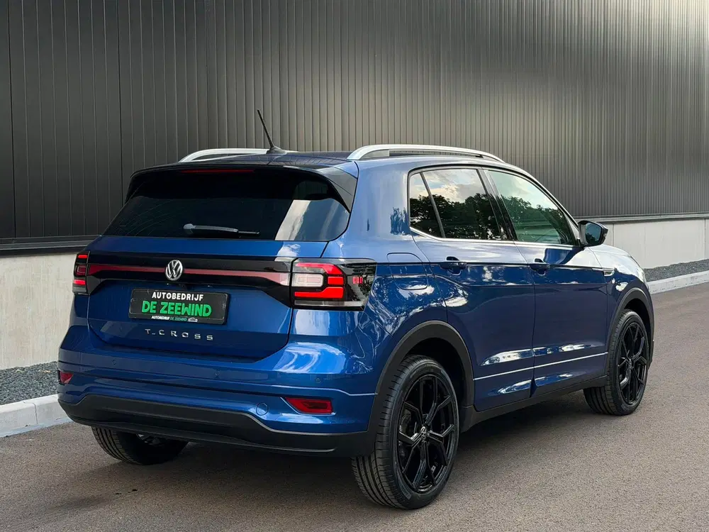 Volkswagen T-Cross 1.0 TSI Style Business R-Line uit 2020, foto 6