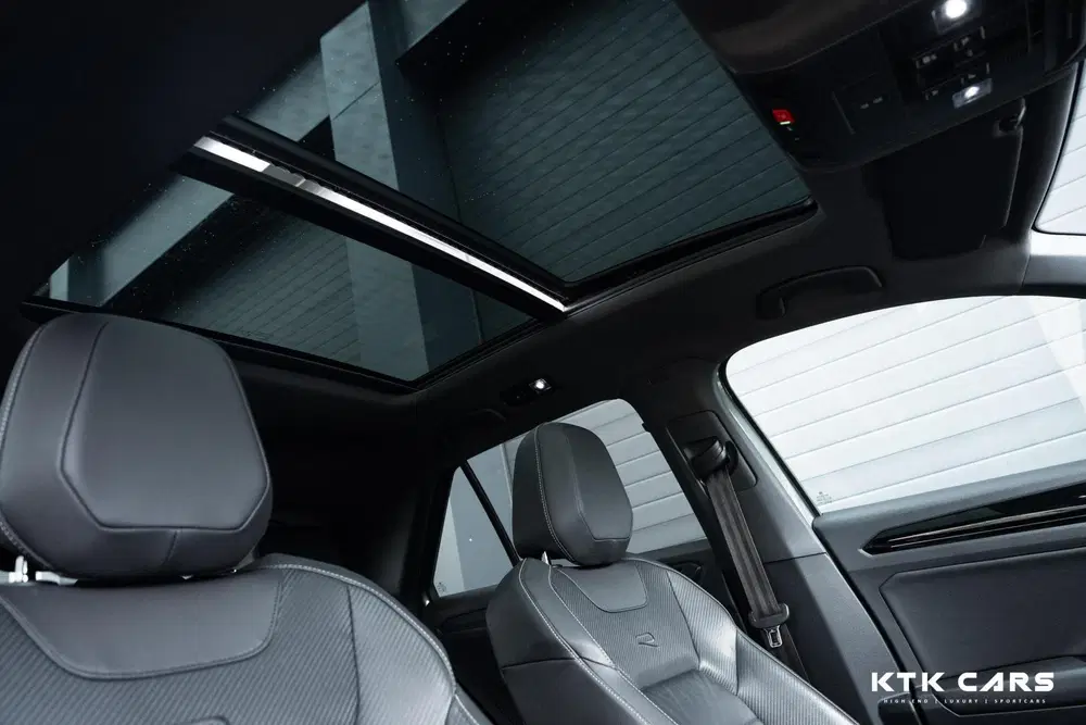 Volkswagen T-Roc 2.0 TSI 4Motion R Akra uit 2021, foto 4