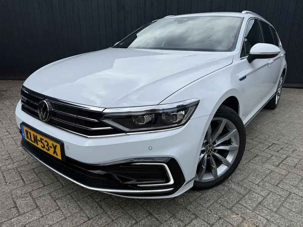 Volkswagen Passat 1.4 TSI PHEV GTE Business uit 2023