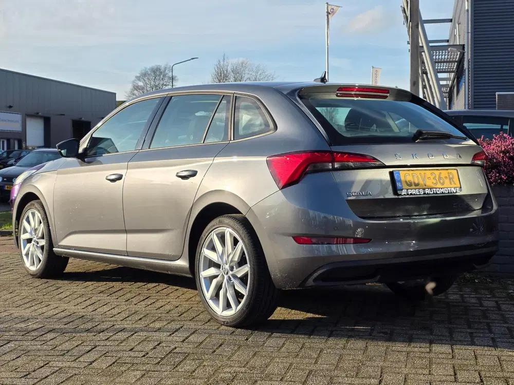 Skoda Scala 1.0 TSI Essence uit 2024, foto 3