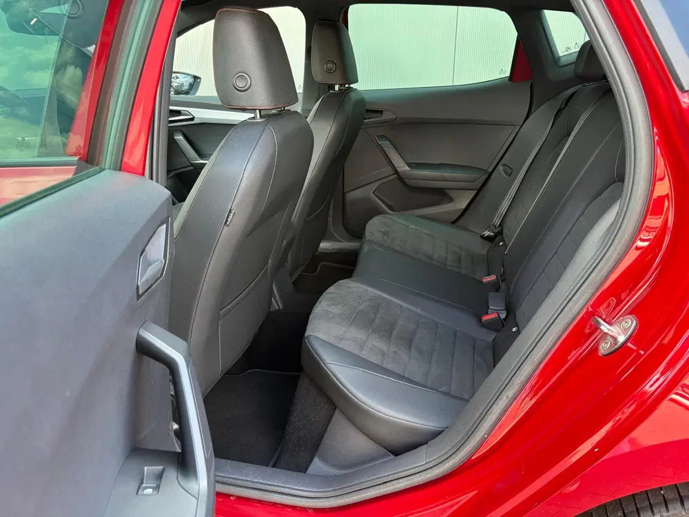 SEAT Ibiza 95PK EcoTSI FR Business Intense Navigatie uit 2023, foto 11