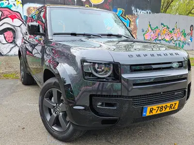 Land Rover Defender 110 2.0 P400e X-Dynamic HSE uit 2022