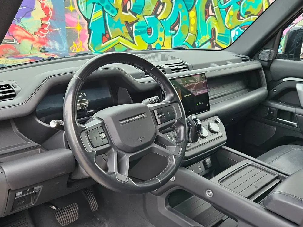 Land Rover Defender 110 2.0 P400e X-Dynamic HSE uit 2022, foto 12