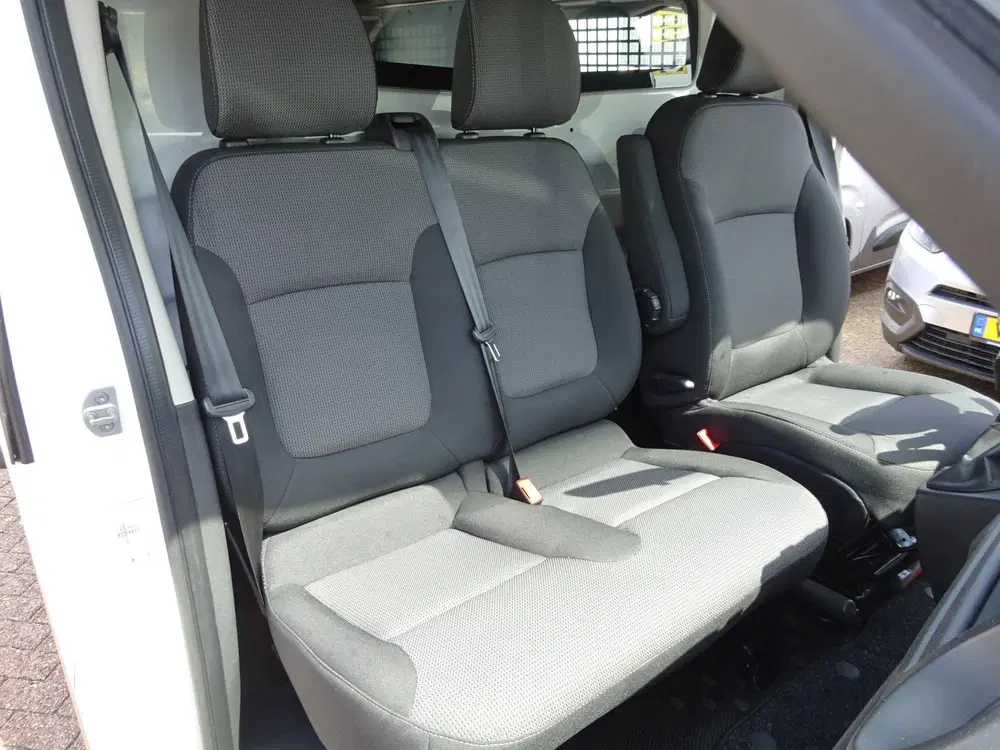 Renault Trafic 2.0 dCi 120 T29 L1H1 2 x SCHUIFDEUR AIRCO uit 2021, foto 15