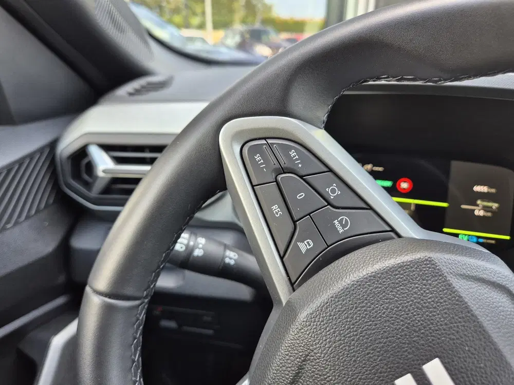 Dacia Bigster 1.8 Hybrid 155 Journey Adaptive Cruise uit 2025, foto 11