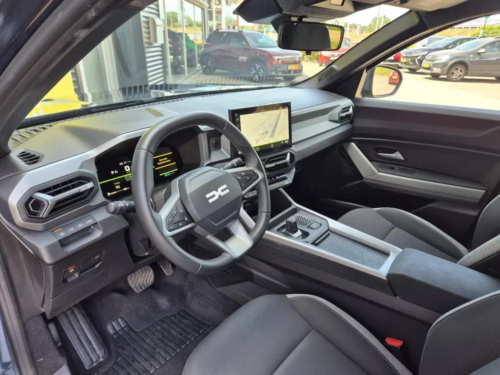 Dacia Bigster 1.8 Hybrid 155 Journey Adaptive Cruise uit 2025, foto 9