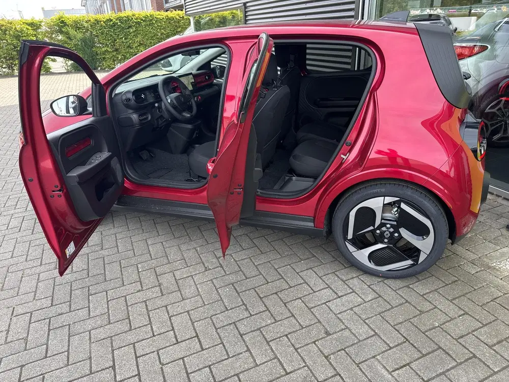 Renault Twingo urban range techno 27.5 kWh uit 2026, foto 10