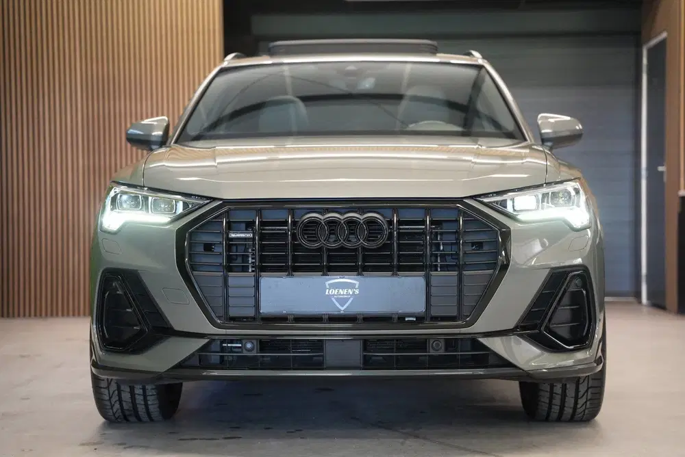 Audi Q3 45 TFSI quattro S Line edition one uit 2019, foto 10