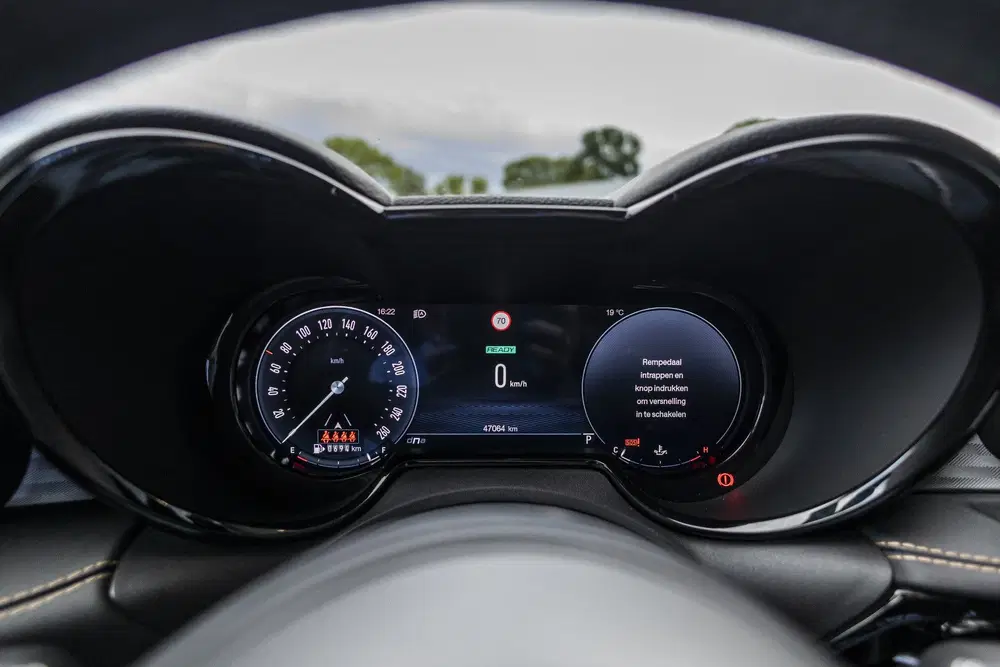 Alfa Romeo Tonale 1.5T Hybrid Veloce uit 2025, foto 8