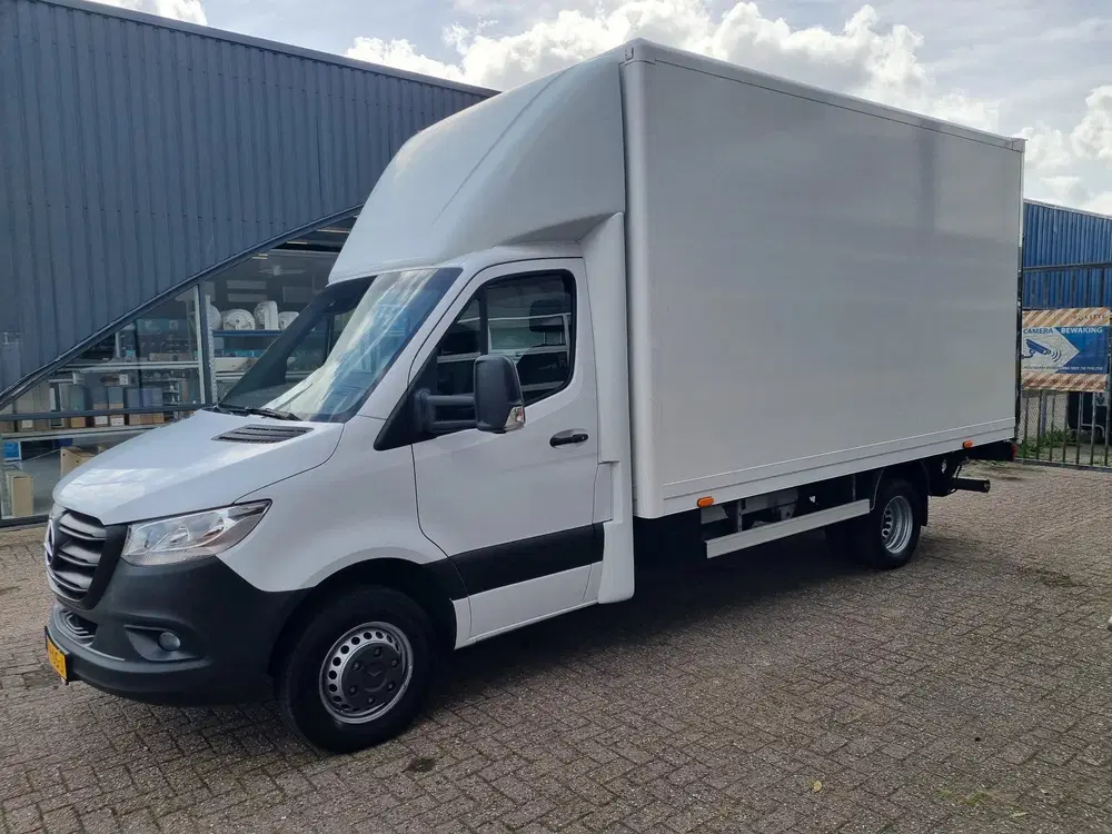 Mercedes-Benz Sprinter 519 CDI uit 2022, foto 4