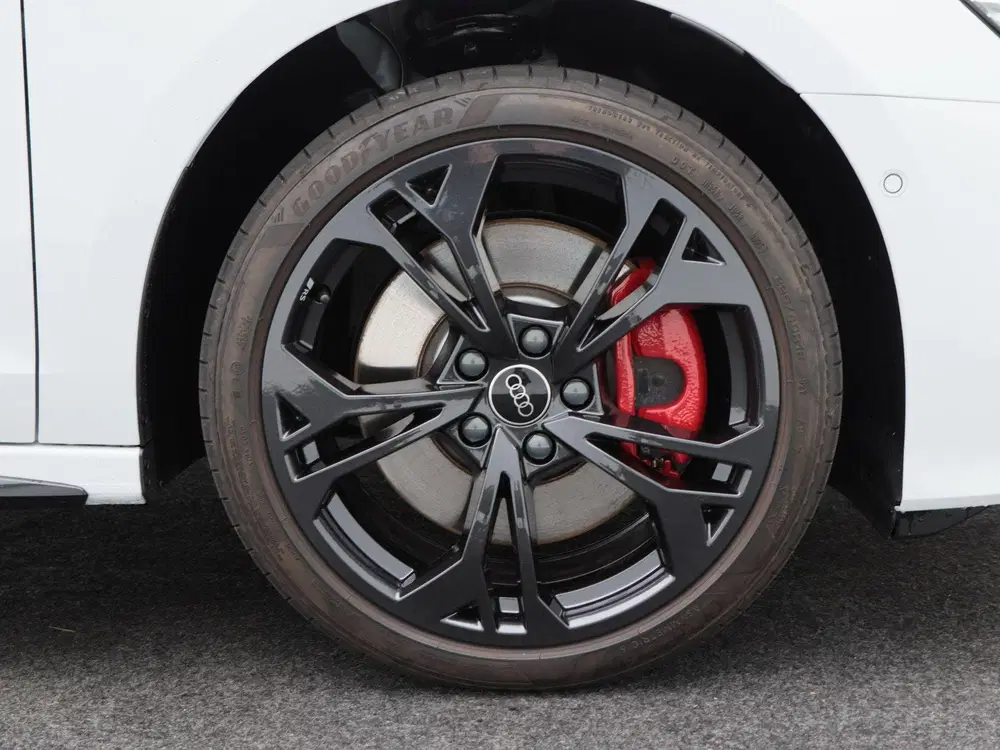 Audi A3 45 TFSi e 272 Pk S edition Competition uit 2025, foto 5