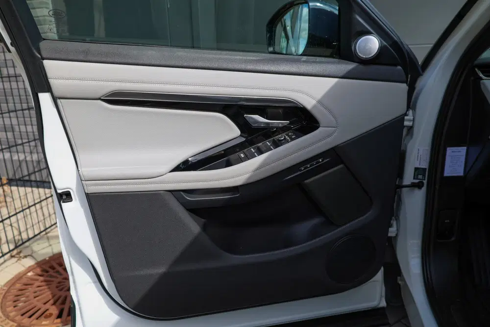 Land Rover Range Rover Evoque 1.5 P300e AWD R-Dynamic SE uit 2020, foto 10