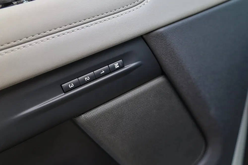 Land Rover Range Rover Evoque 1.5 P300e AWD R-Dynamic SE uit 2020, foto 6