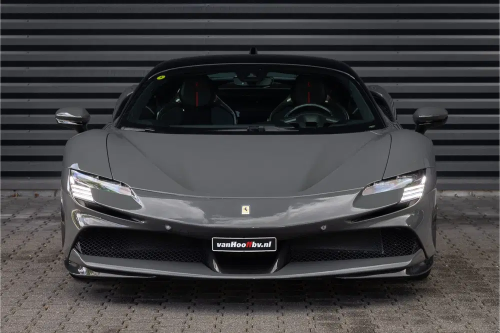 Ferrari SF90 Stradale 4.0 V8 Ext Fiorano Package uit 2021, foto 3