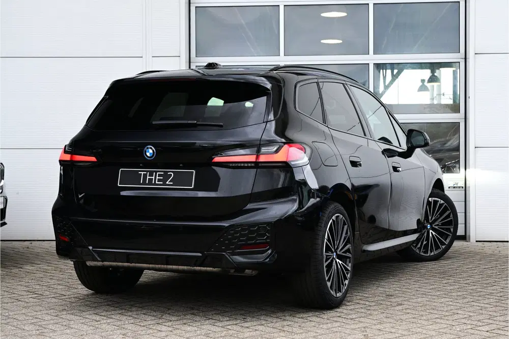 BMW 2-serie Active Tourer 225e xDrive M Sport Automaat uit 2026, foto 2