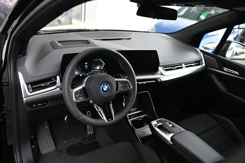 BMW 2-serie Active Tourer 225e xDrive M Sport Automaat uit 2026, foto 4