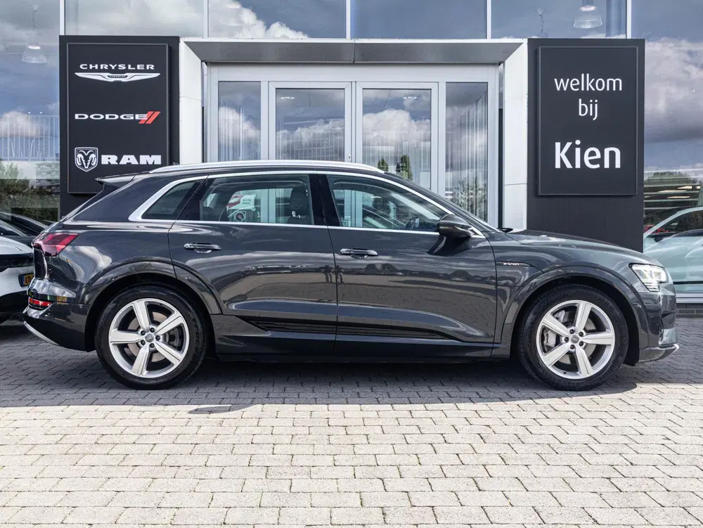 Audi e-tron e-tron 50 quattro Launch edition plus 71 k uit 2019, foto 4