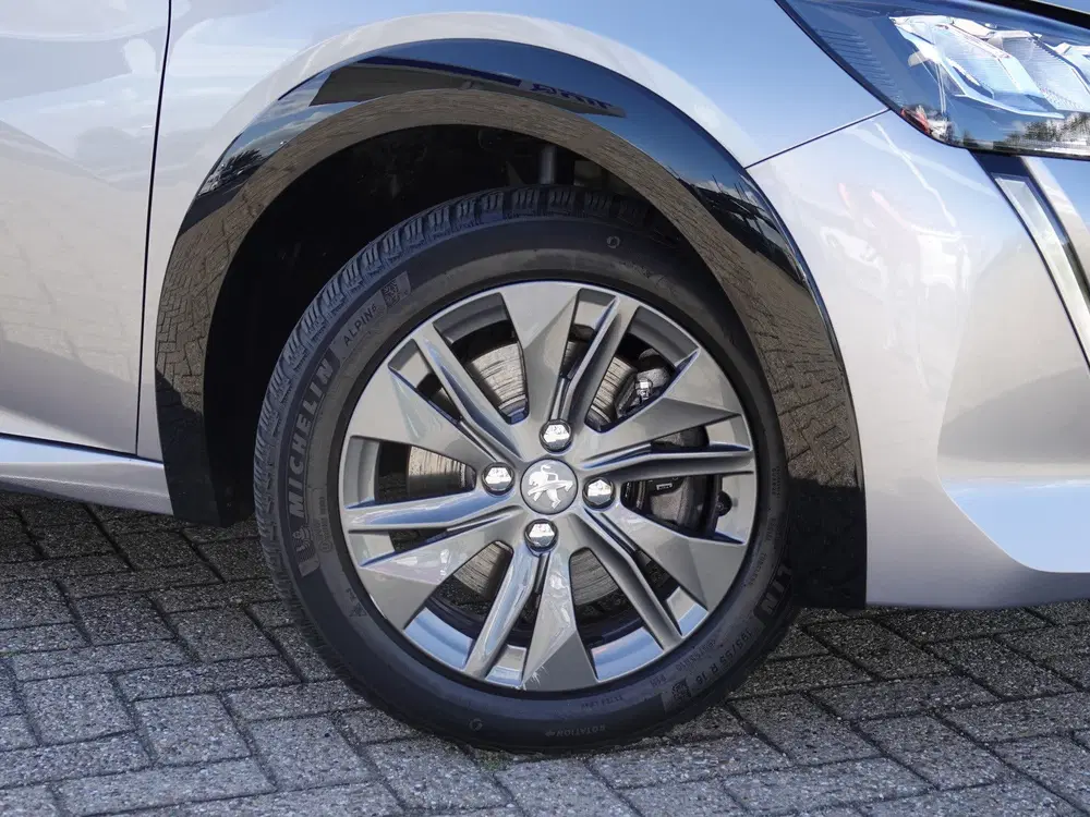 Peugeot 208 EV Blue Lease Active 50 kWh NAVI uit 2021, foto 11