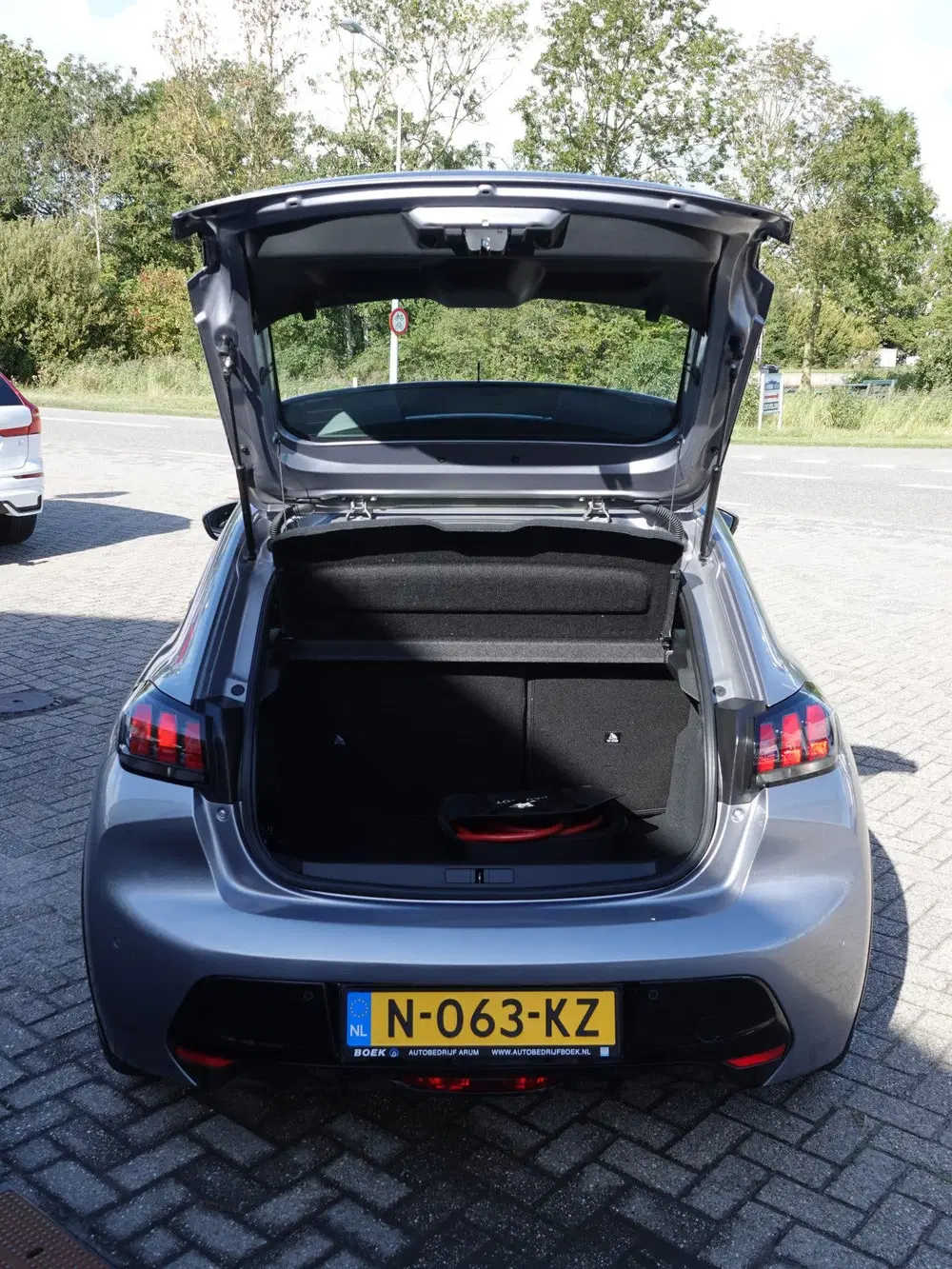 Peugeot 208 EV Blue Lease Active 50 kWh NAVI uit 2021, foto 9