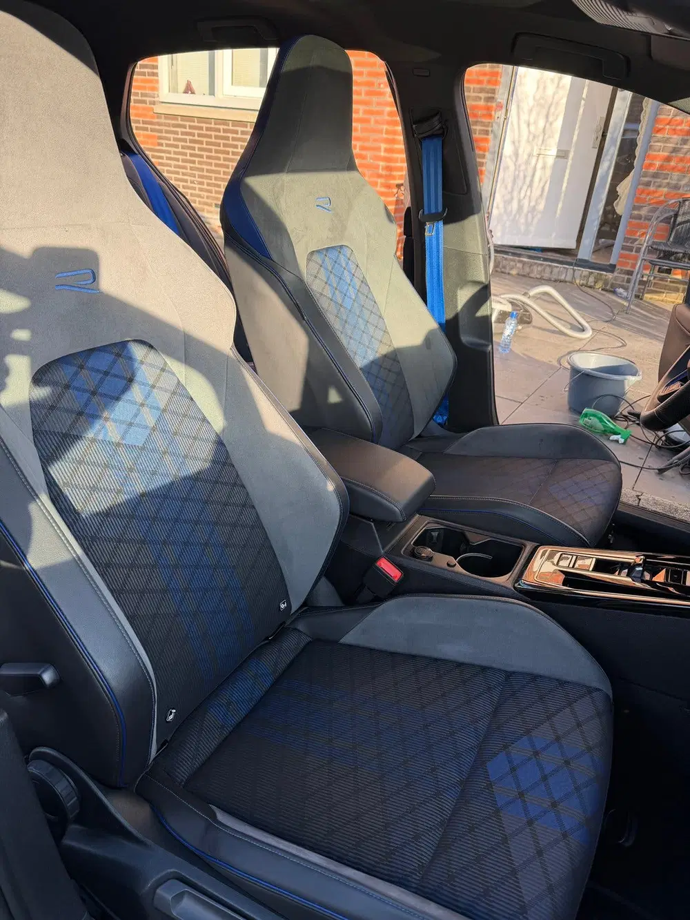 Volkswagen Golf 2.0 TSI 320pk 7-DSG 4MOTION 2023 Zwart uit 2023, foto 12