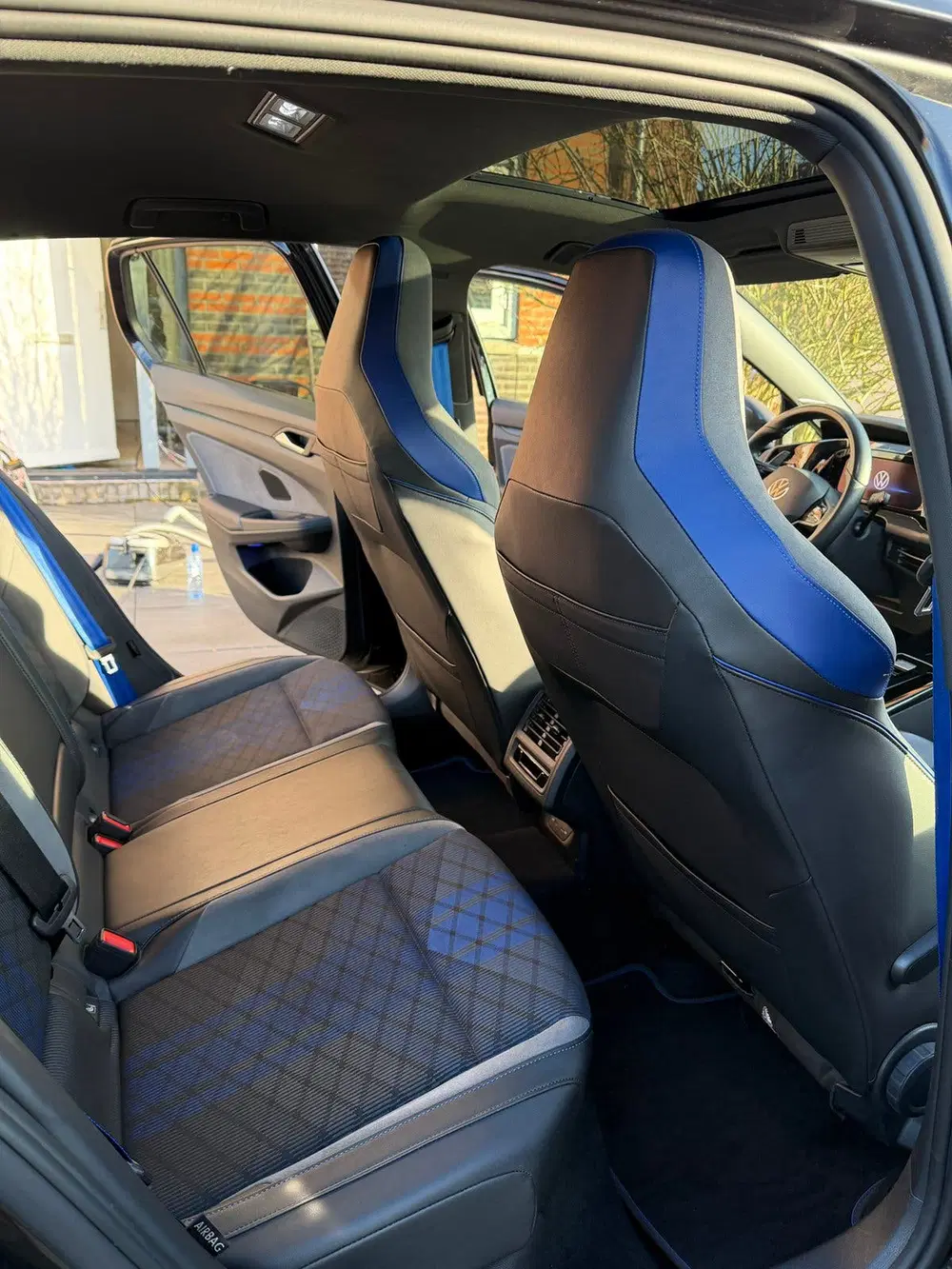 Volkswagen Golf 2.0 TSI 320pk 7-DSG 4MOTION 2023 Zwart uit 2023, foto 14
