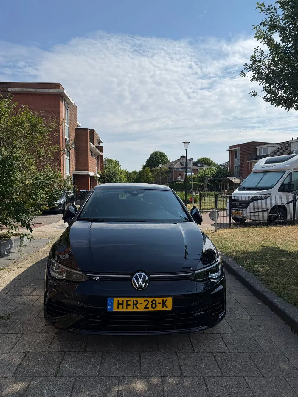 Volkswagen Golf 2.0 TSI 320pk 7-DSG 4MOTION 2023 Zwart uit 2023, foto 2