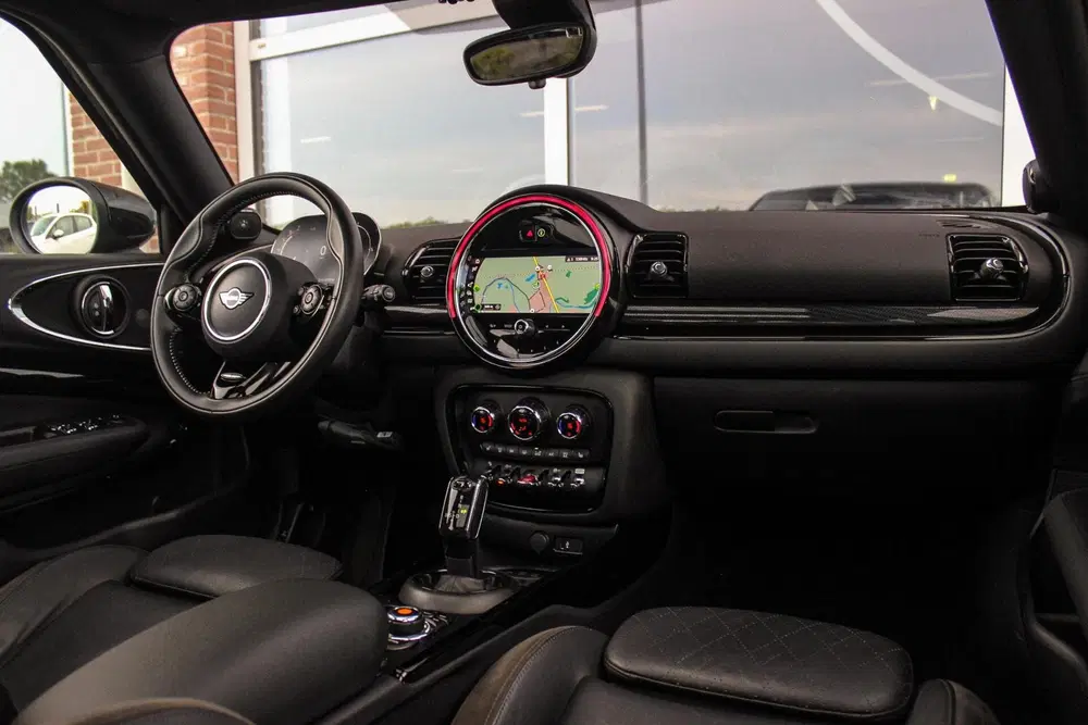 Mini Clubman 1.5 Cooper Richmond Park Edition uit 2021, foto 12