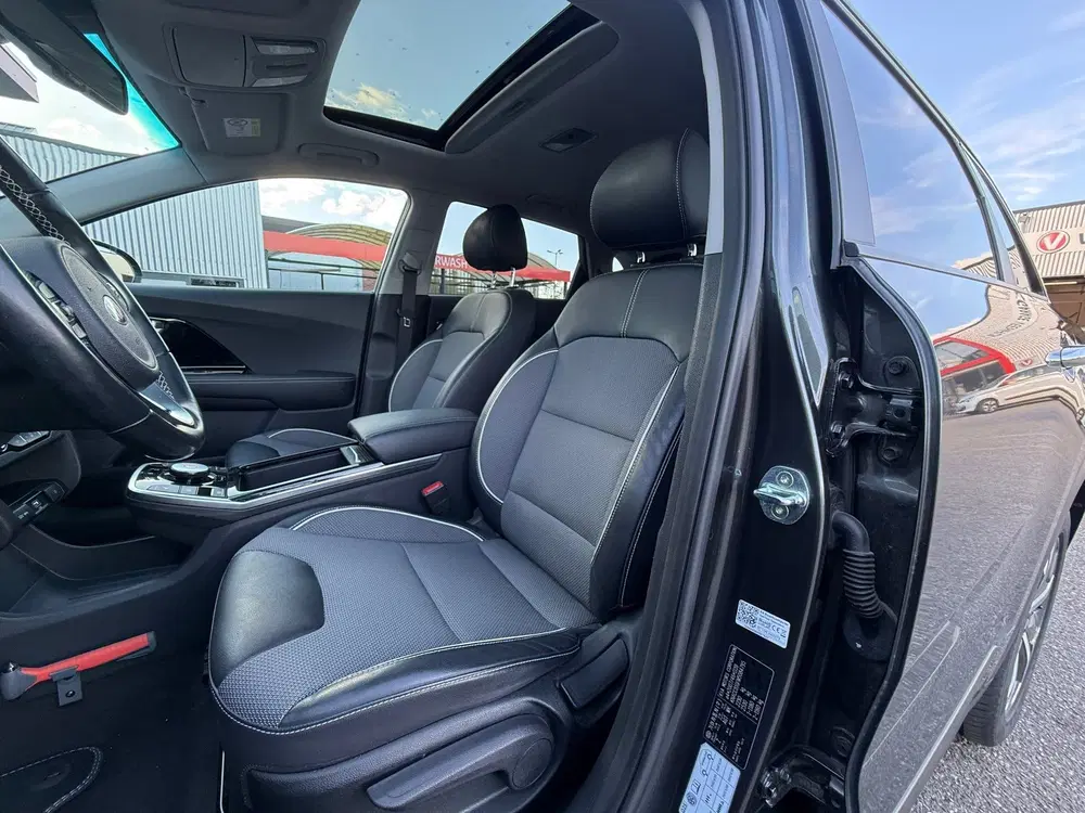 Kia Niro DynamicPlusLine 64 kWh SoH 100% uit 2021, foto 12