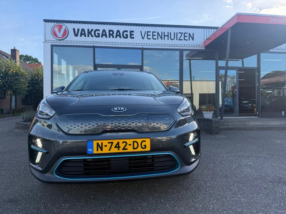 Kia Niro DynamicPlusLine 64 kWh SoH 100% uit 2021, foto 2