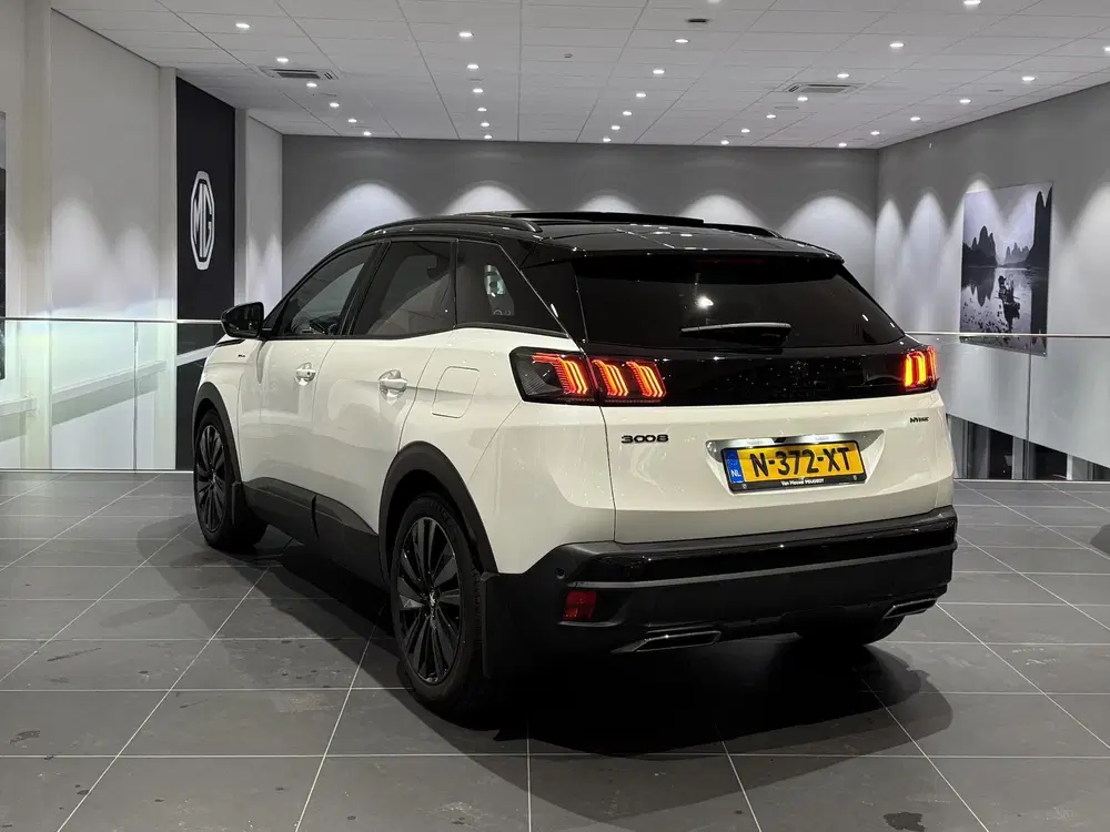 Peugeot 3008 1.6 HYbrid 225 GT Automaat uit 2022, foto 3