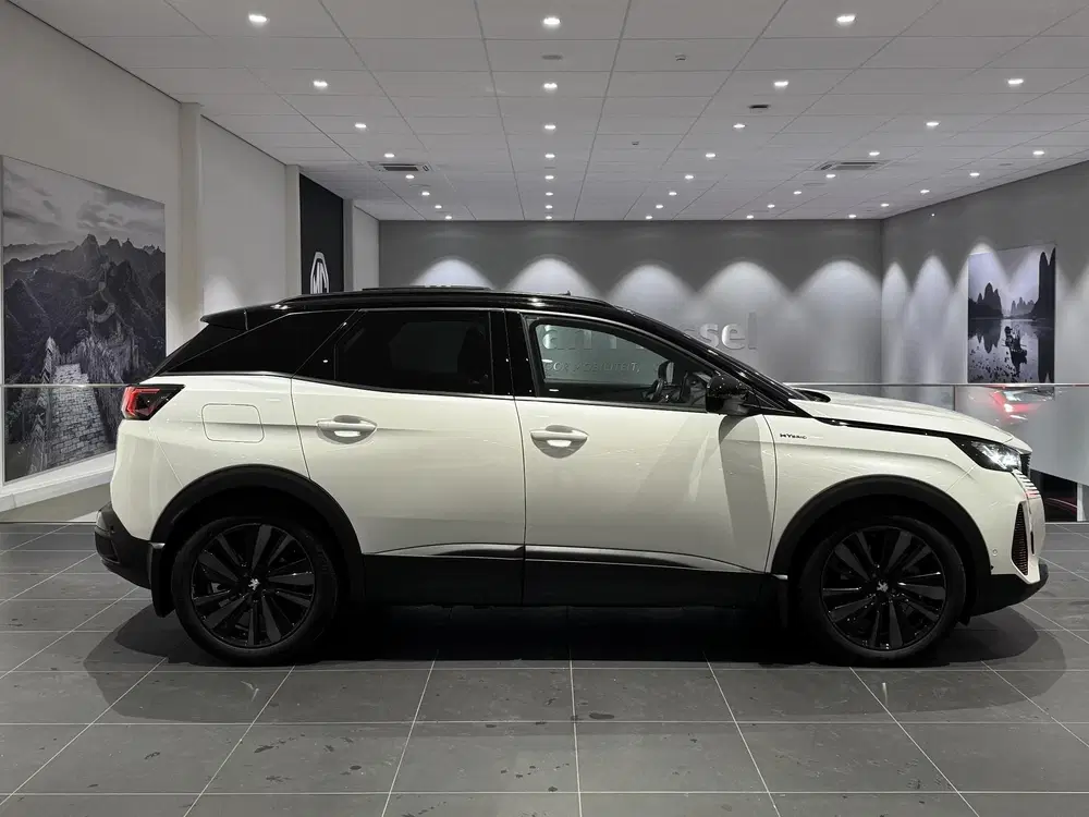 Peugeot 3008 1.6 HYbrid 225 GT Automaat uit 2022, foto 6