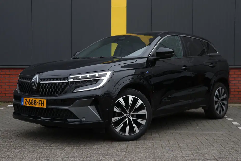 Renault Austral 1.2 mild hybrid advanced 130 techno Navi uit 2024