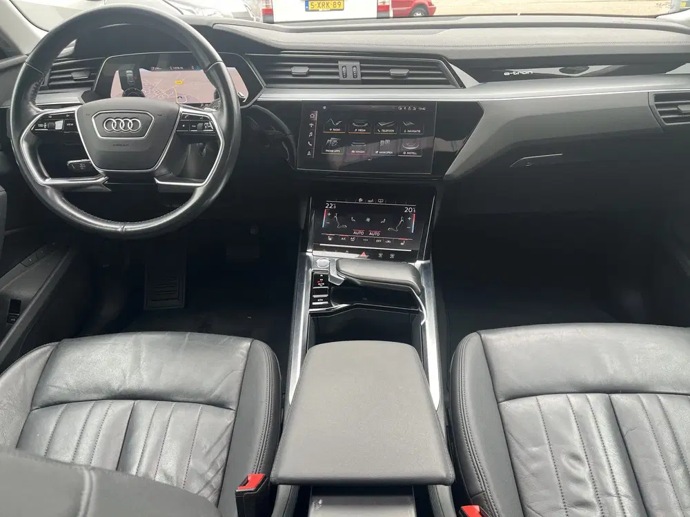 Audi e-tron e-tron 50 quattro Launch edition plus 71 k uit 2020, foto 8