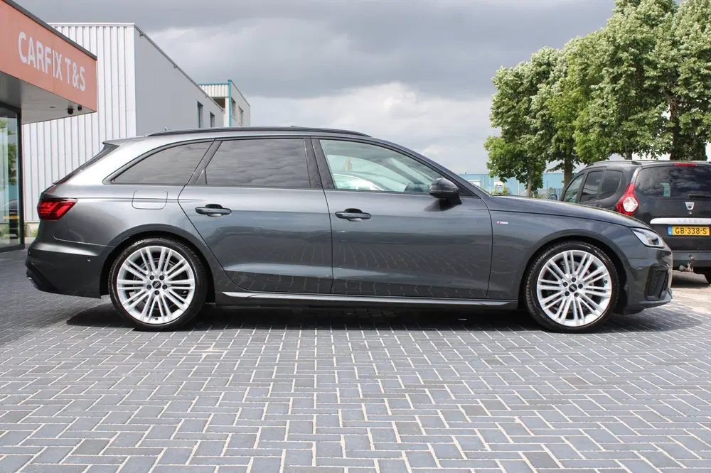 Audi A4 35 TFSI Launch edition Sport uit 2020, foto 7