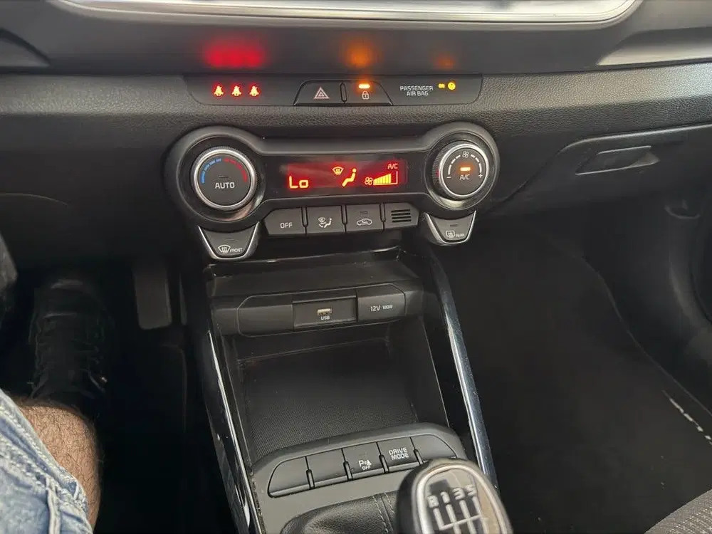 Kia Stonic 1.0 T-GDi MHEV Dynamic Line (bj 2021) uit 2021, foto 9