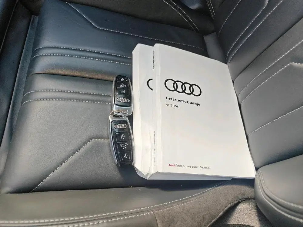 Audi e-tron 55 SOH 91 uit 2021, foto 8