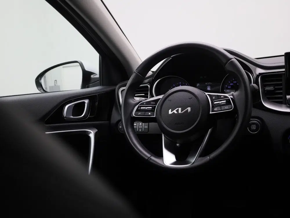 Kia Ceed Pulse 1.0 T-GDi 120 MHEV DCT ISG uit 2024, foto 10