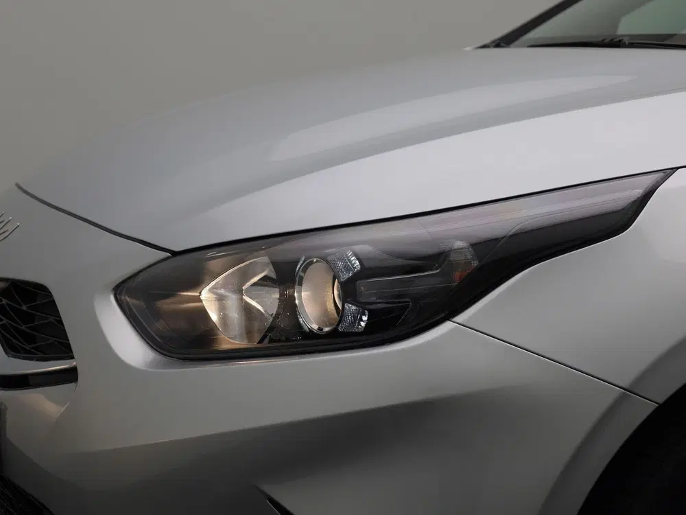 Kia Ceed Pulse 1.0 T-GDi 120 MHEV DCT ISG uit 2024, foto 15