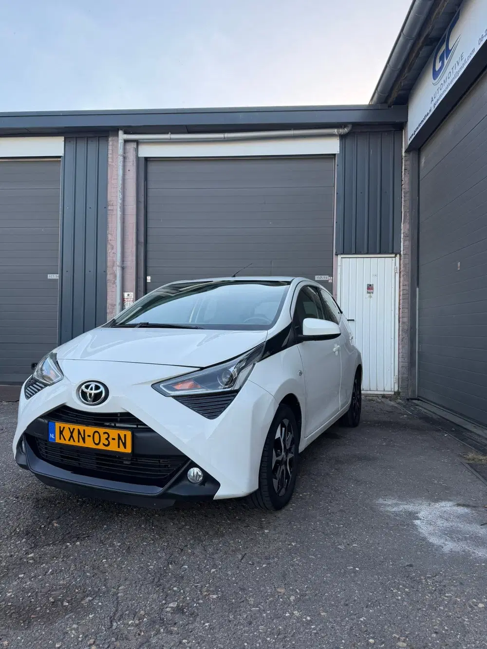 Toyota Aygo 1.0 Vvt-i 72pk 5D 2021 Wit uit 2021, foto 4