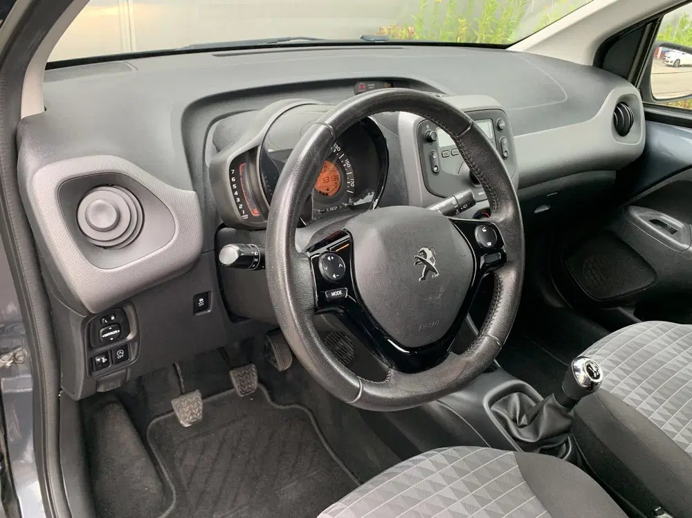 Peugeot 108 1.0 e-VTi Active uit 2021, foto 13