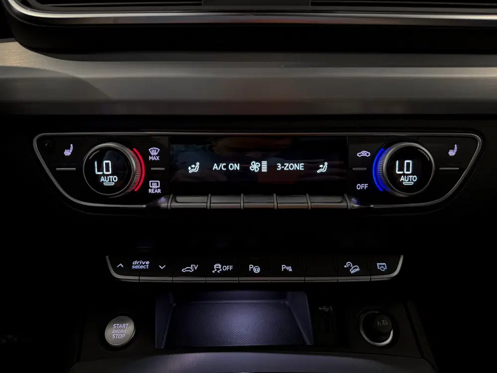Audi Q5 50 TFSI e 3x S-Line Luchtvering uit 2022, foto 15