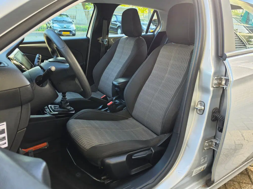 Opel Corsa 1.2 Edition Dealer onderhouden D-Riem 2026 uit 2022, foto 10