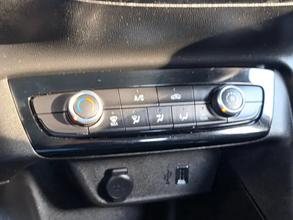 Opel Corsa 1.2 Edition Dealer onderhouden D-Riem 2026 uit 2022, foto 13