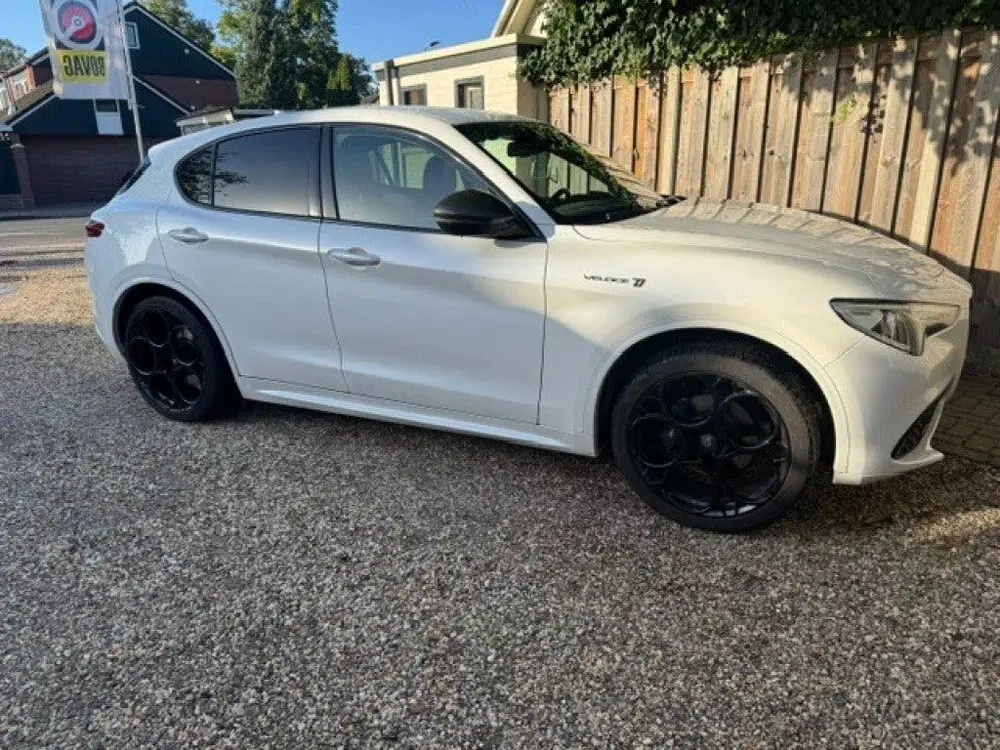 Alfa Romeo Stelvio 2.0 T AWD VELOCE TI uit 2021, foto 6