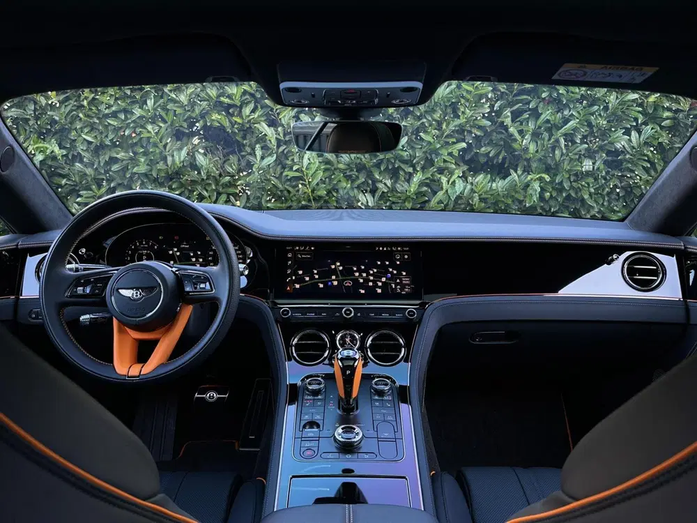 Bentley Continental GT 4.0 V8 Hybrid BLACK EDITION MULLINER uit 2025, foto 12