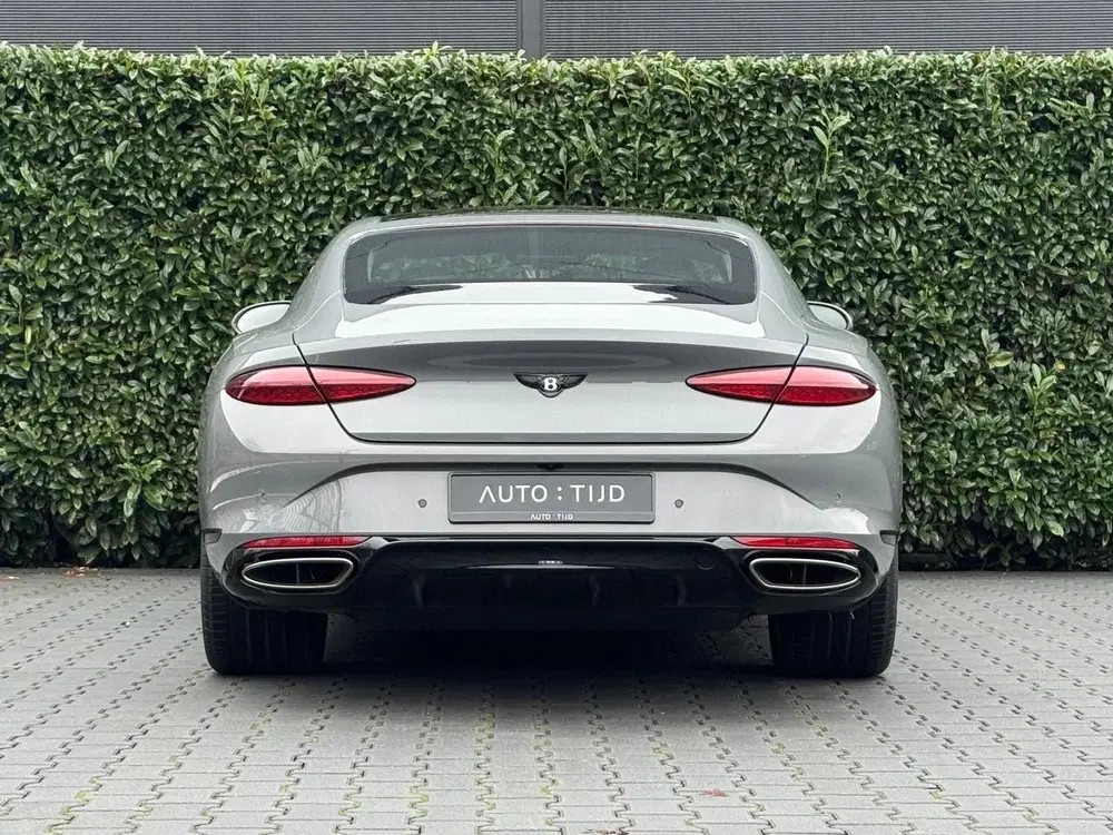 Bentley Continental GT 4.0 V8 Hybrid BLACK EDITION MULLINER uit 2025, foto 4